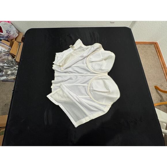 Dominique White Rachelle Satin Strapless Corset Bustier Bra Sz 40DD Item #8950 - Picture 4 of 10